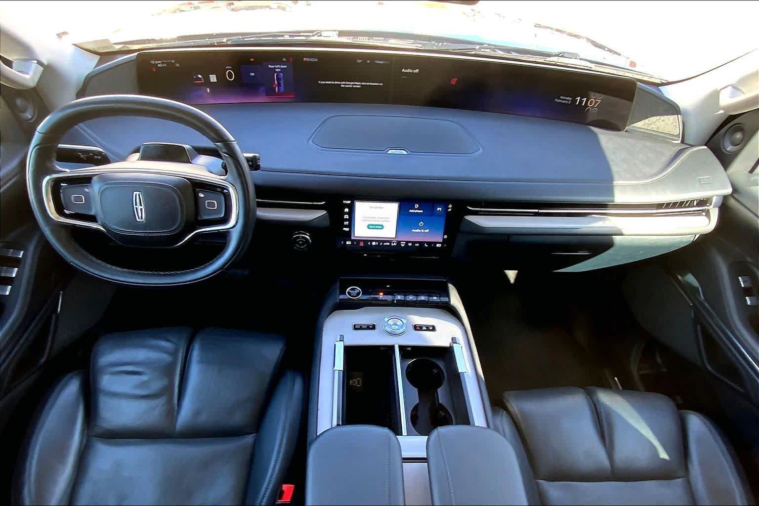 Used 2025 Lincoln Navigator Reserve AWD/4WD image 28