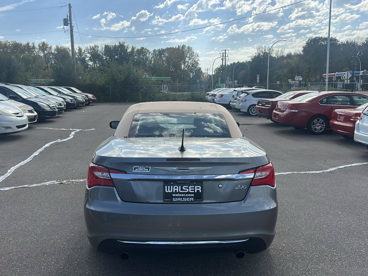 Used 2013 Chrysler 200 Limited FWD image 6