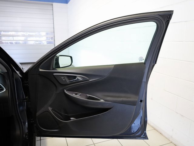 Used 2023 Chevrolet Malibu LT image 26