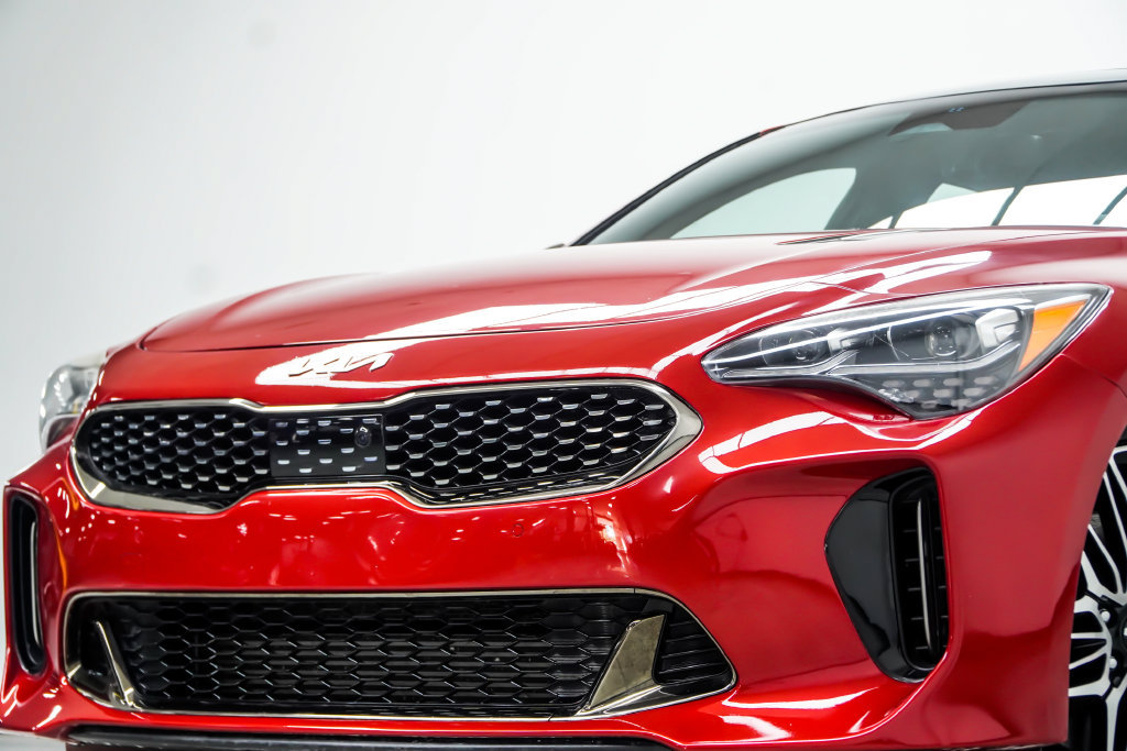 Used 2023 Kia Stinger GT2 RWD image 2