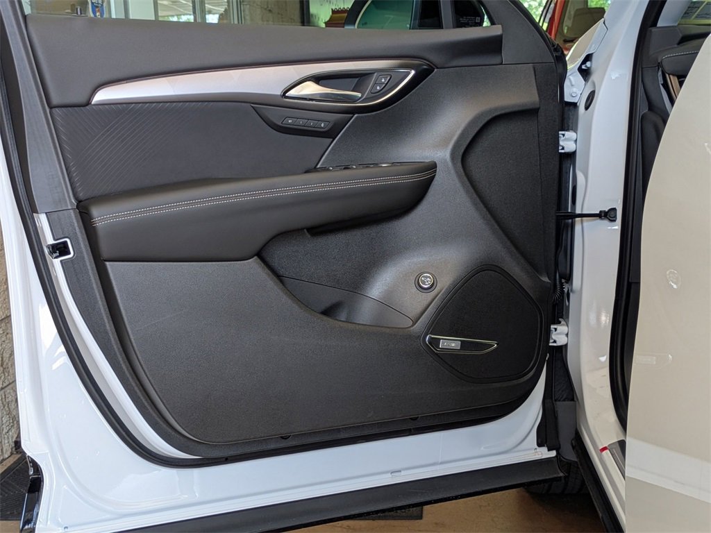 New 2025 Buick Envision Sport Touring image 11