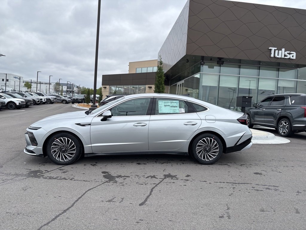 New 2025 Hyundai Sonata SEL image 4