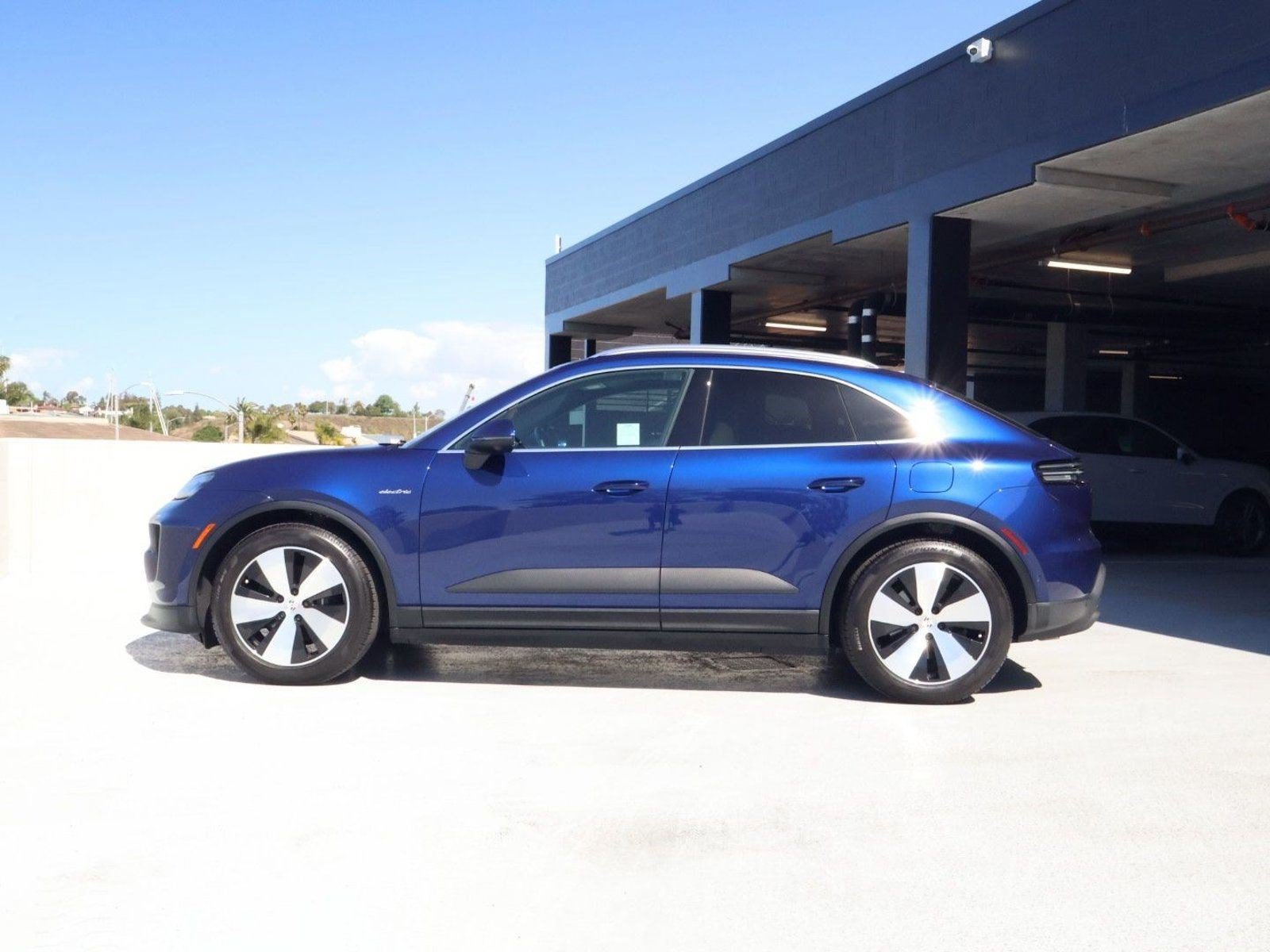 Certified 2025 Porsche Macan Electric RWD video 2