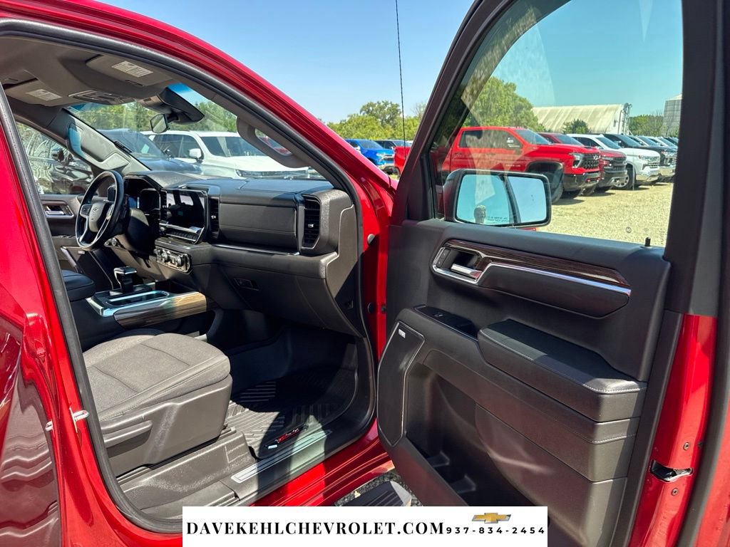 Used 2024 Chevrolet Silverado 1500 RST AWD/4WD image 24