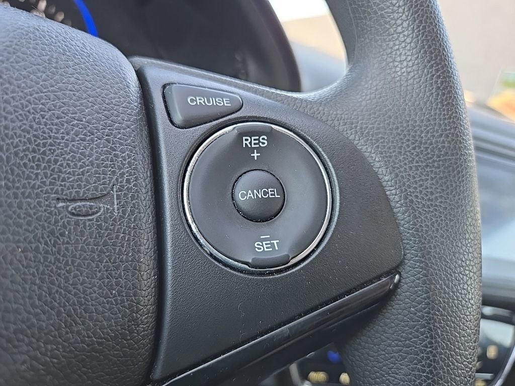 Used 2017 Honda HR-V EX image 16