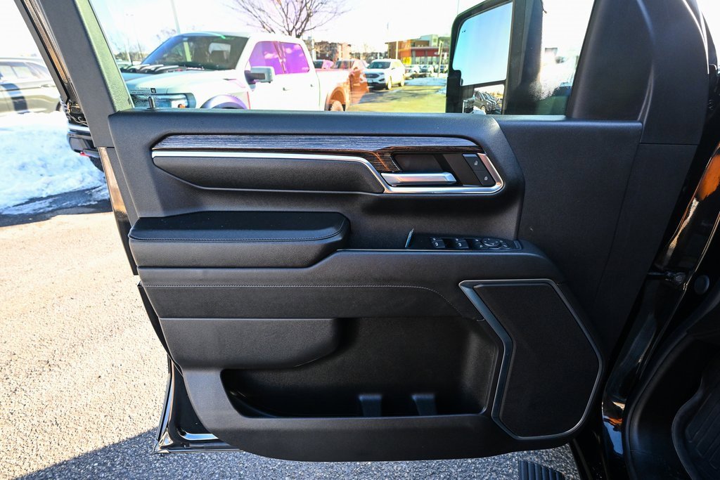 Used 2024 GMC Sierra 2500 SLE image 18