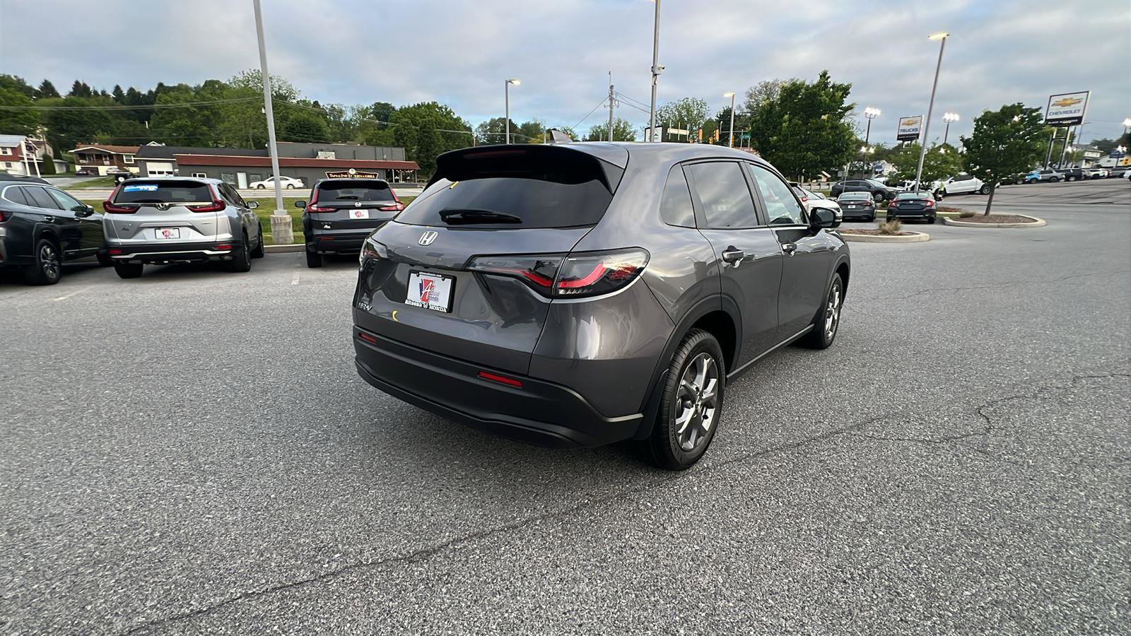 New 2027 Honda HR-V LX image 4