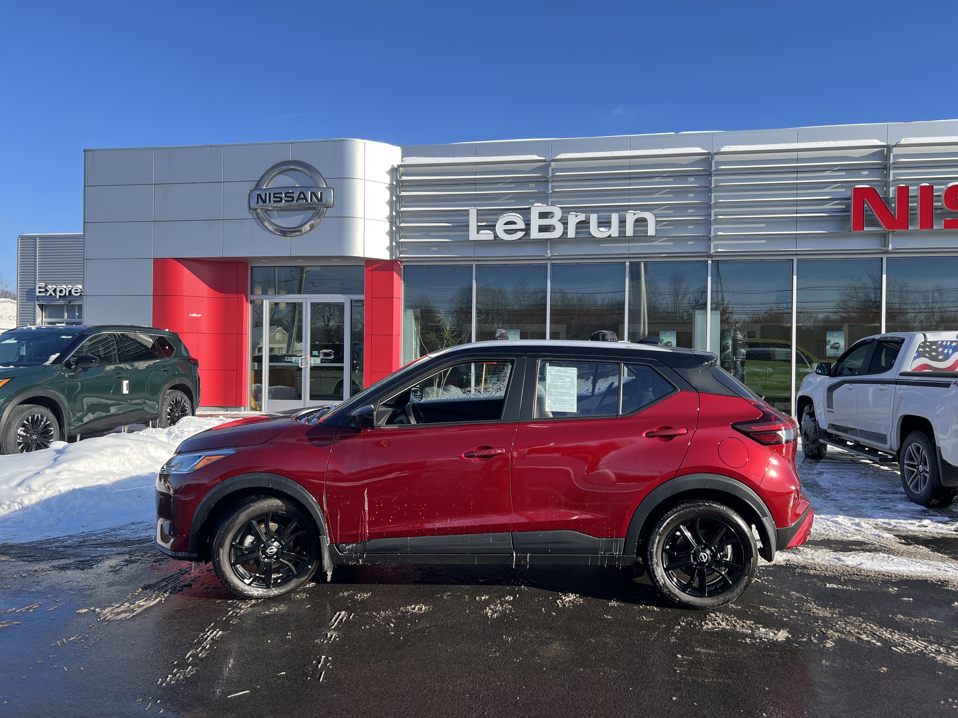 Certified 2024 Nissan Kicks SV w/ Interior Electronics Package image 2