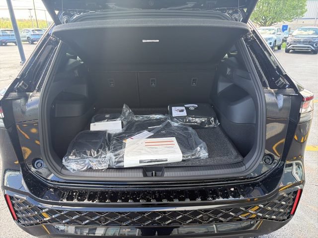 New 2026 Volkswagen Tiguan SEL R-Line AWD/4WD image 21