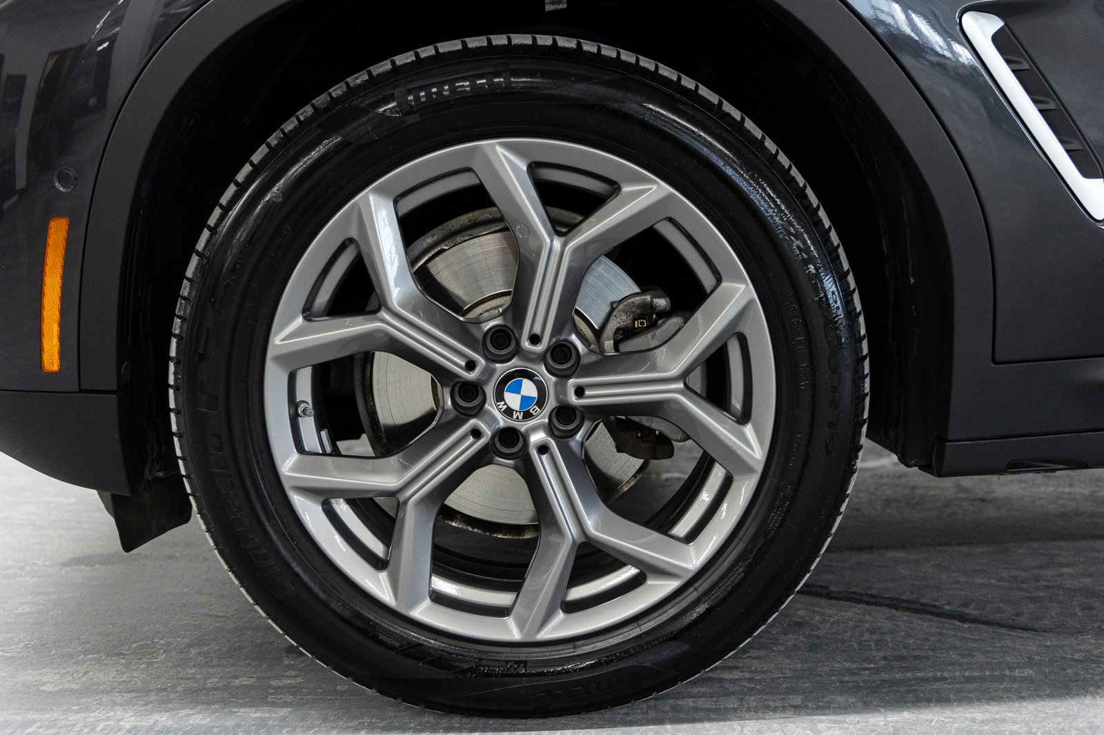 Used 2024 BMW X3 xDrive30i w/ Premium Package w/ZPA image 13