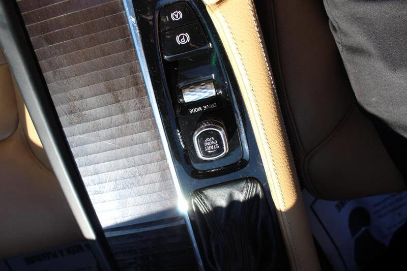 Used 2018 Volvo S90 T5 Momentum w/ Convenience Package image 30