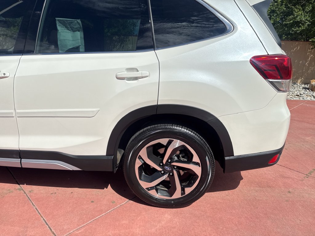 Used 2023 Subaru Forester Touring AWD/4WD image 37