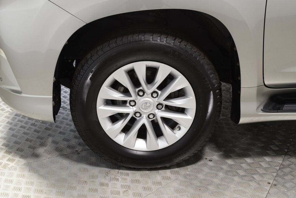 Used 2021 Lexus GX 460 Premium w/ Premium Package AWD/4WD image 39