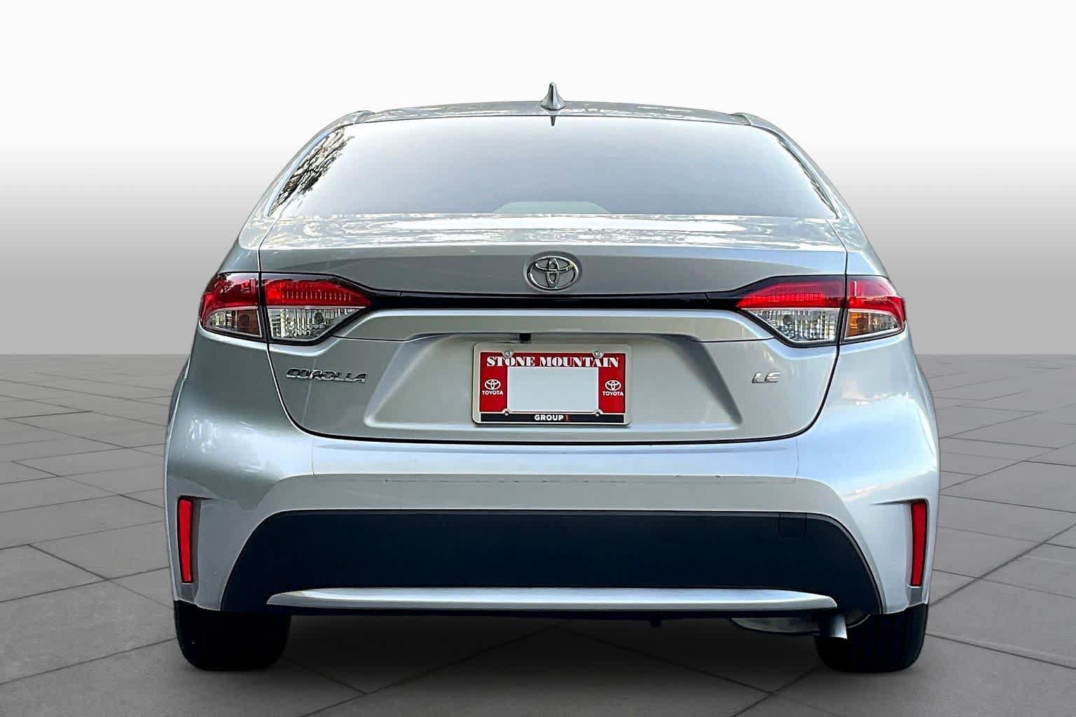 Used 2022 Toyota Corolla LE FWD image 5