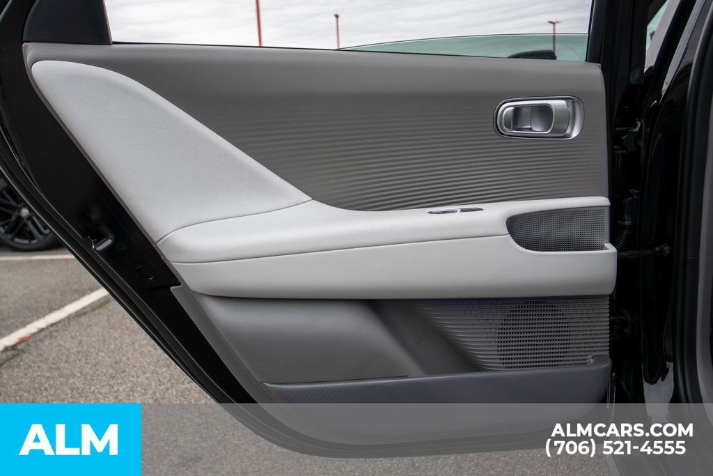 Used 2024 Hyundai Ioniq 6 SEL image 11