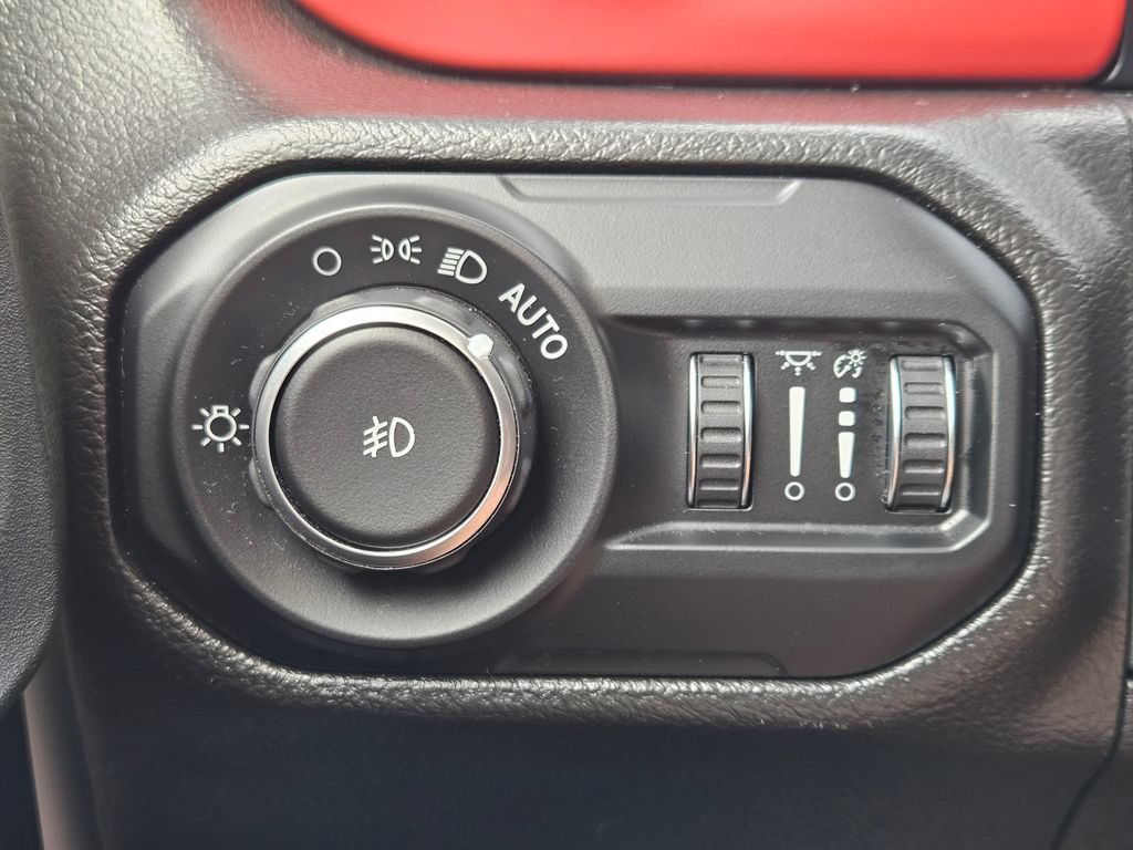 Used 2022 Jeep Wrangler Rubicon AWD/4WD image 20