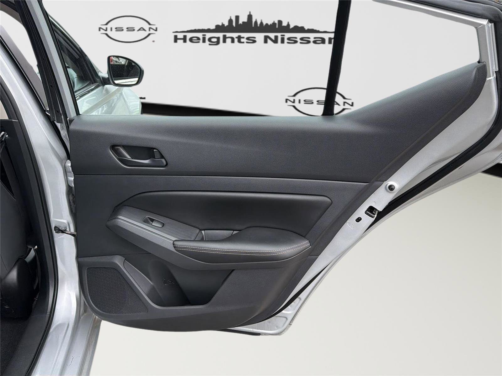 Used 2024 Nissan Altima 2.5 SV image 28