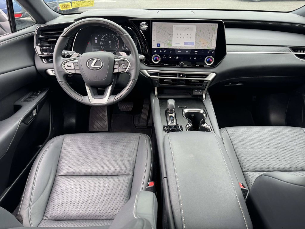 Used 2024 Lexus RX 350 Premium w/ Accessory Package (Z1) AWD/4WD image 11