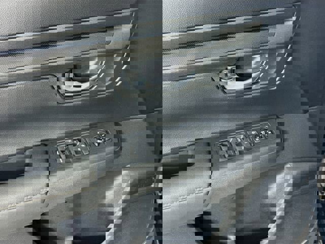 Used 2024 Honda CR-V Sport image 17