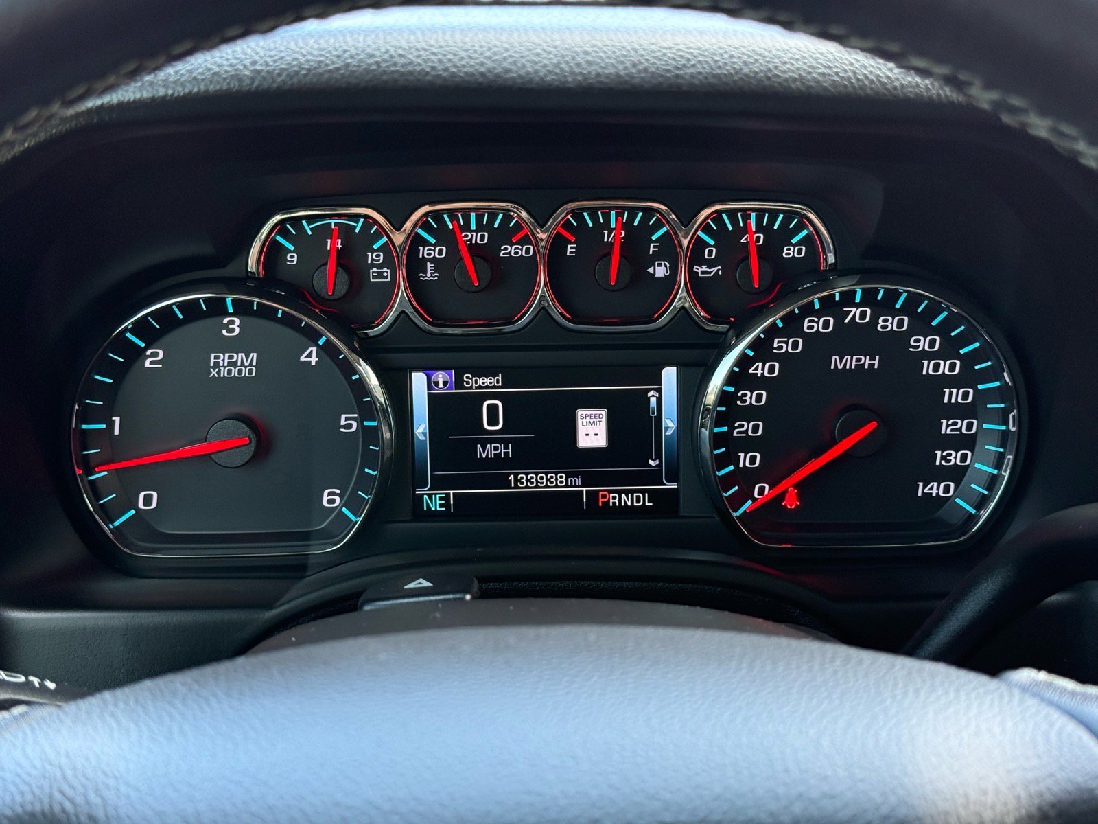 Used 2019 Chevrolet Suburban Premier image 18