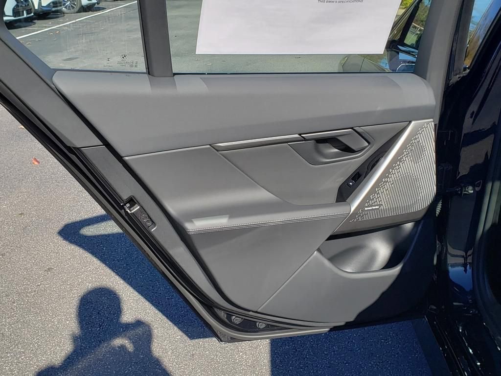 New 2026 BMW 530i xDrive image 13
