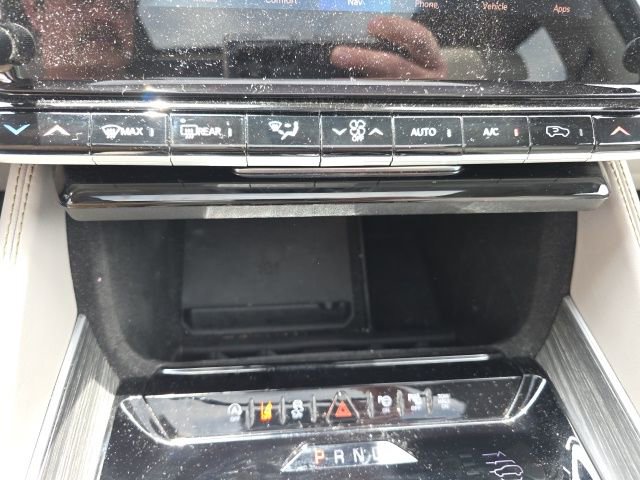 Used 2024 Jeep Wagoneer Series II w/ Convenience Group I AWD/4WD image 5