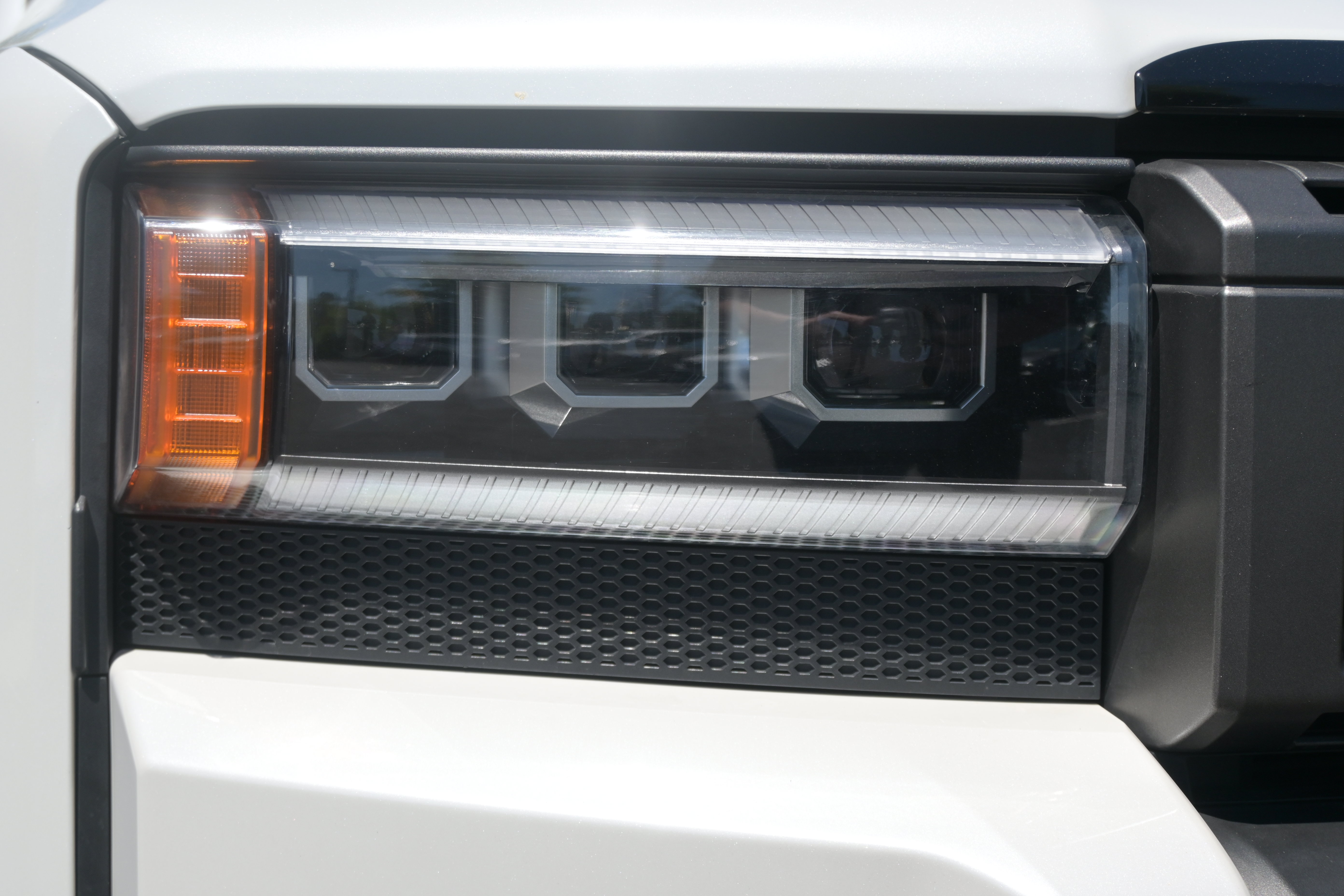 Used 2025 Toyota Land Cruiser w/ Premium Package AWD/4WD image 11
