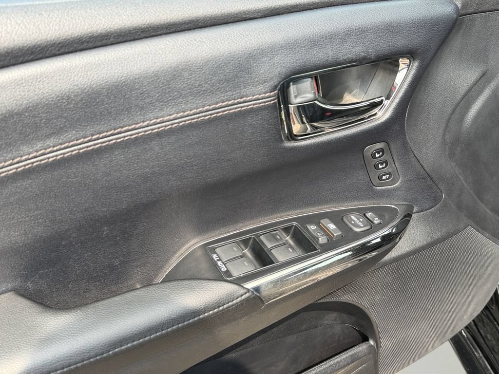 Used 2015 Toyota Avalon XLE Touring FWD image 15