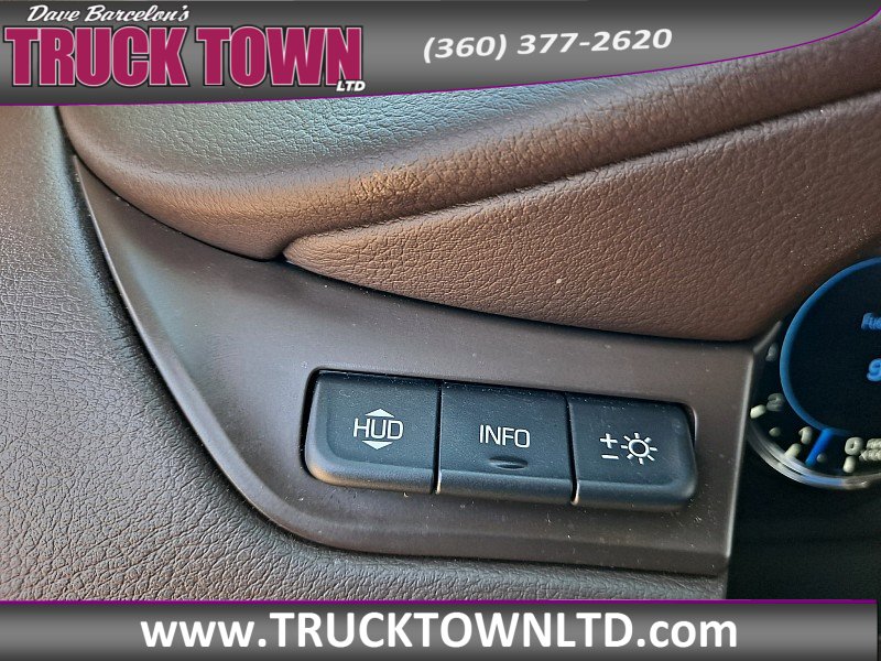 Used 2016 Cadillac Escalade ESV Luxury AWD/4WD image 16