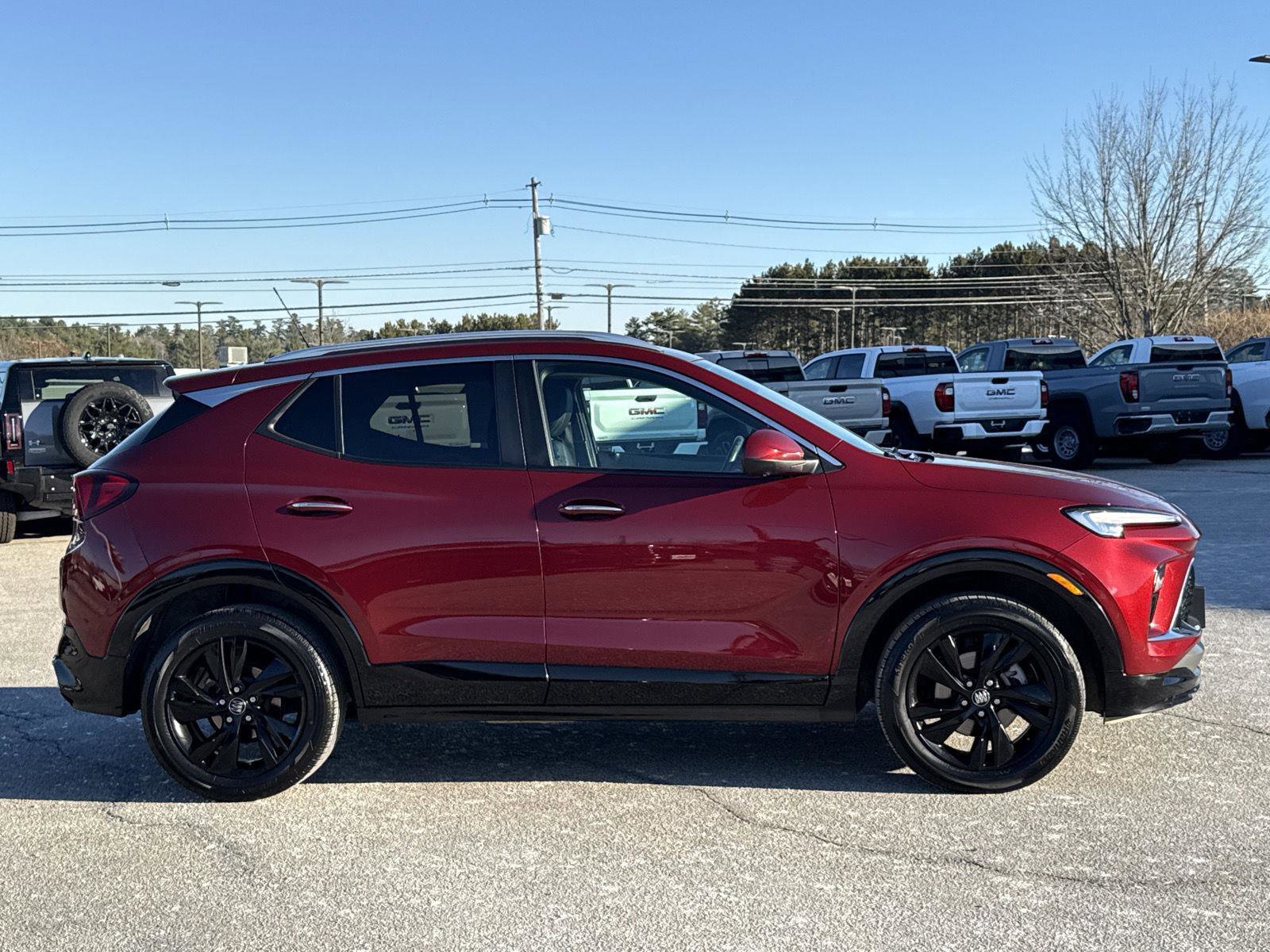 Used 2024 Buick Encore GX Sport Touring w/ Advanced Technology Package image 4