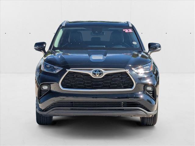 Used 2022 Toyota Highlander XLE video 2