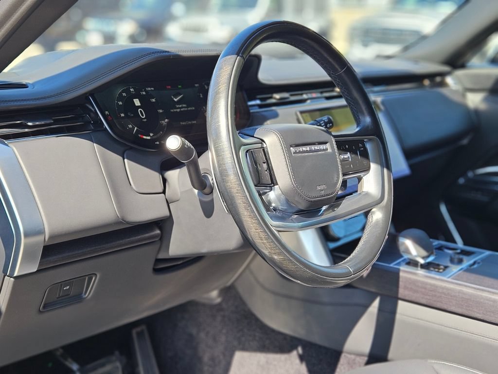 Used 2023 Land Rover Range Rover Long Wheelbase First Edition AWD/4WD image 20