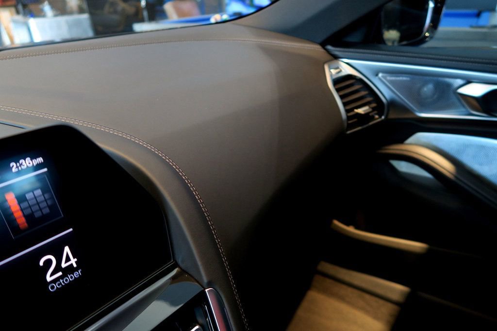 Used 2022 BMW M850i xDrive M850i xDrive Convertible image 25