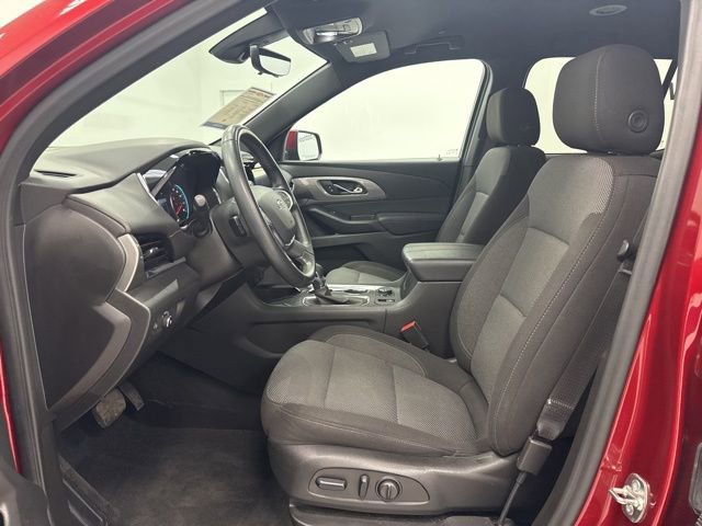 Used 2023 Chevrolet Traverse LT FWD image 22