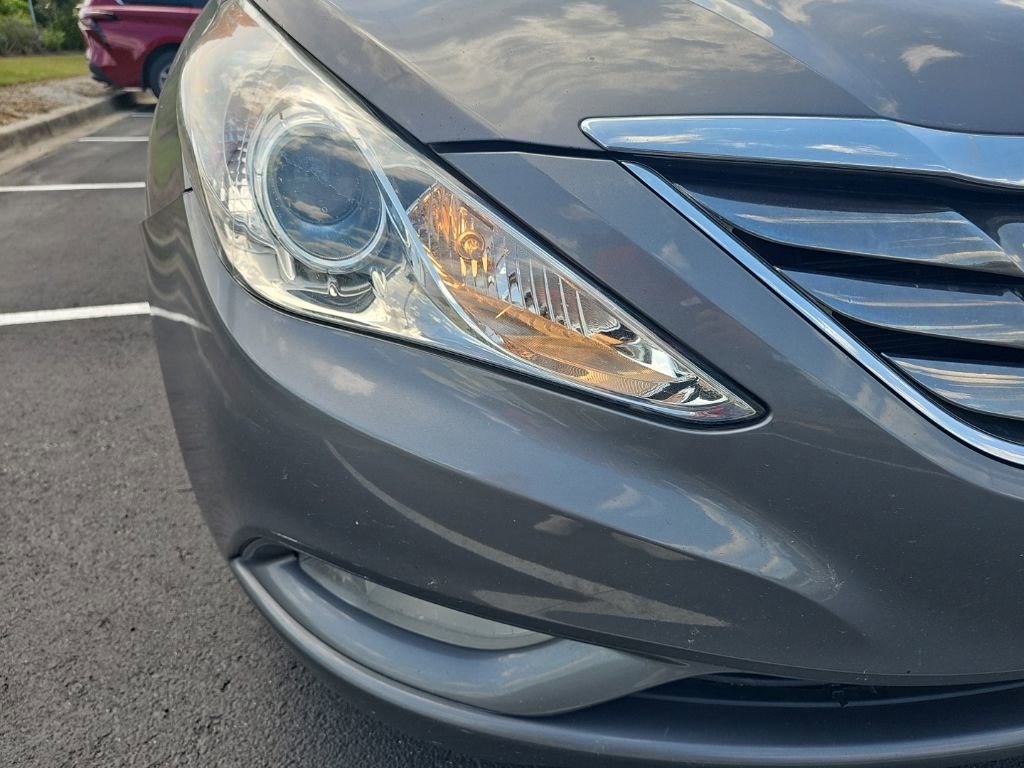 Used 2011 Hyundai Sonata SE FWD image 24