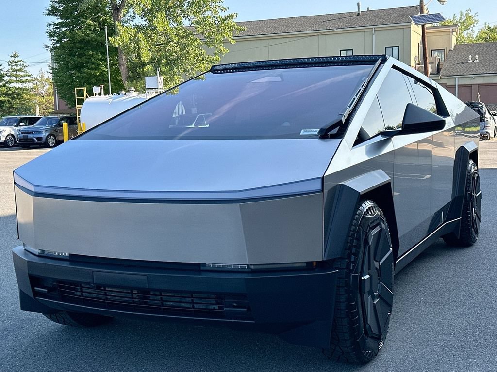 Used 2024 Tesla Cybertruck Cyberbeast AWD/4WD image 1
