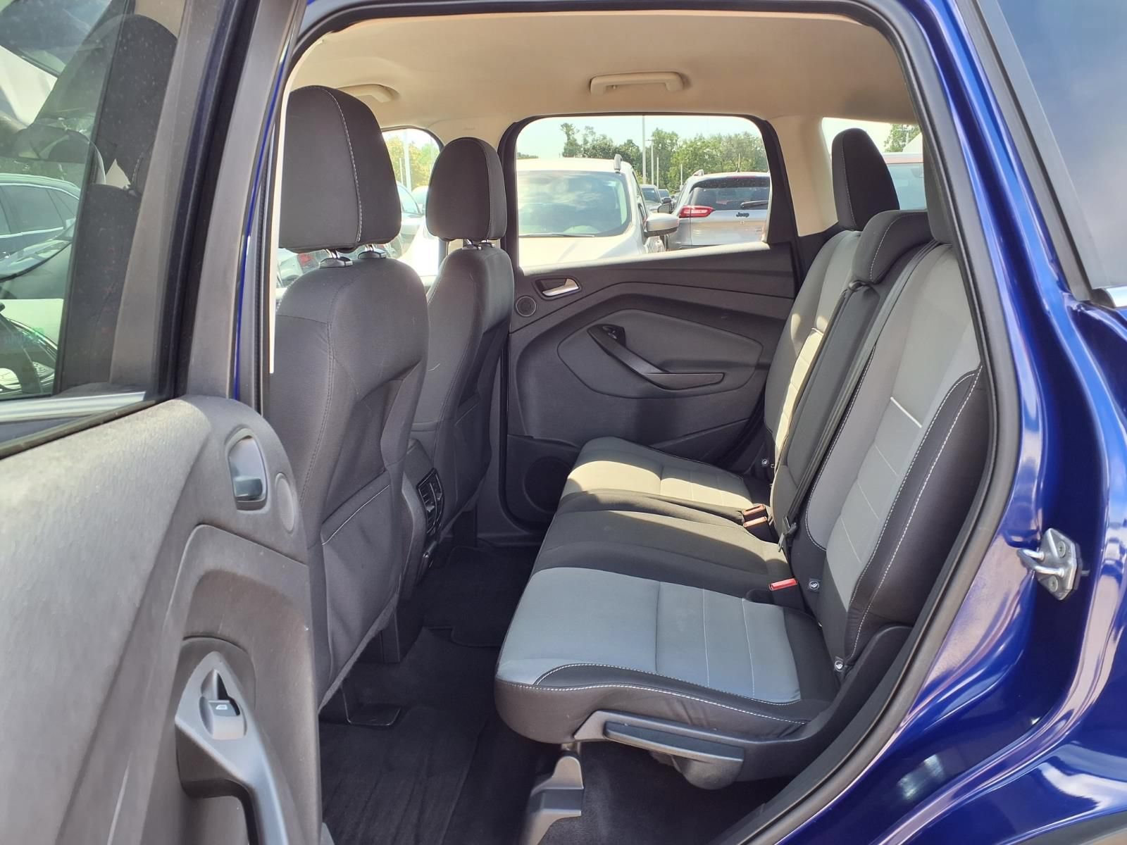 Used 2014 Ford Escape SE w/ Equipment Group 201A FWD image 11