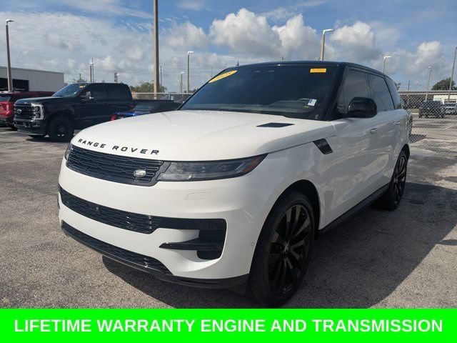 Used 2025 Land Rover Range Rover Sport SE AWD/4WD image 7