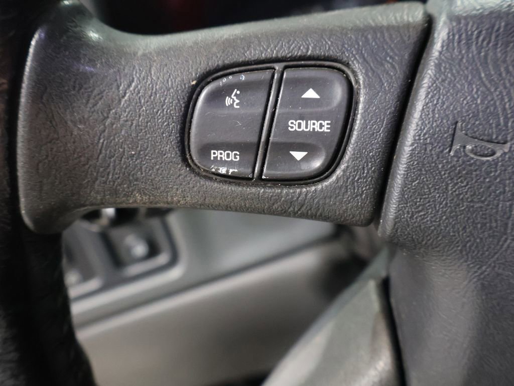 Used 2006 GMC Sierra 1500 SLT w/ Light Duty Power Package image 28