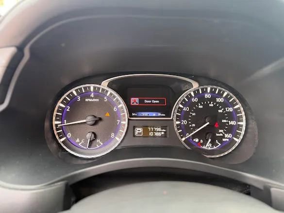 Used 2018 INFINITI QX60 FWD w/ Deluxe Technology Package image 25