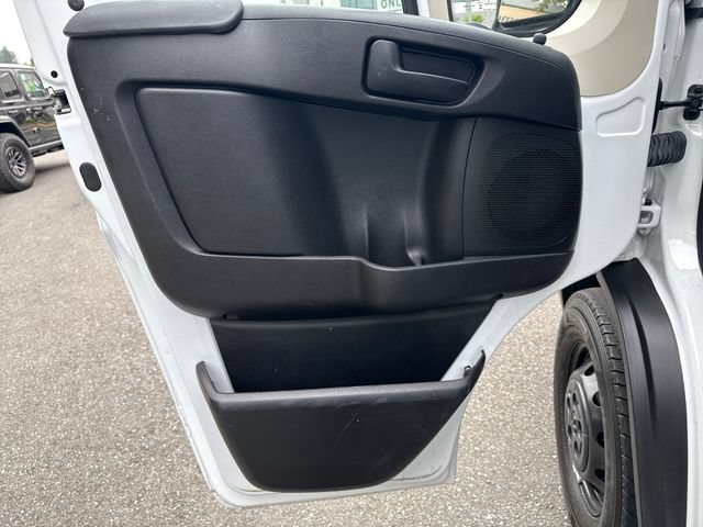 Used 2021 RAM ProMaster 2500 w/ Convenience Group FWD image 16