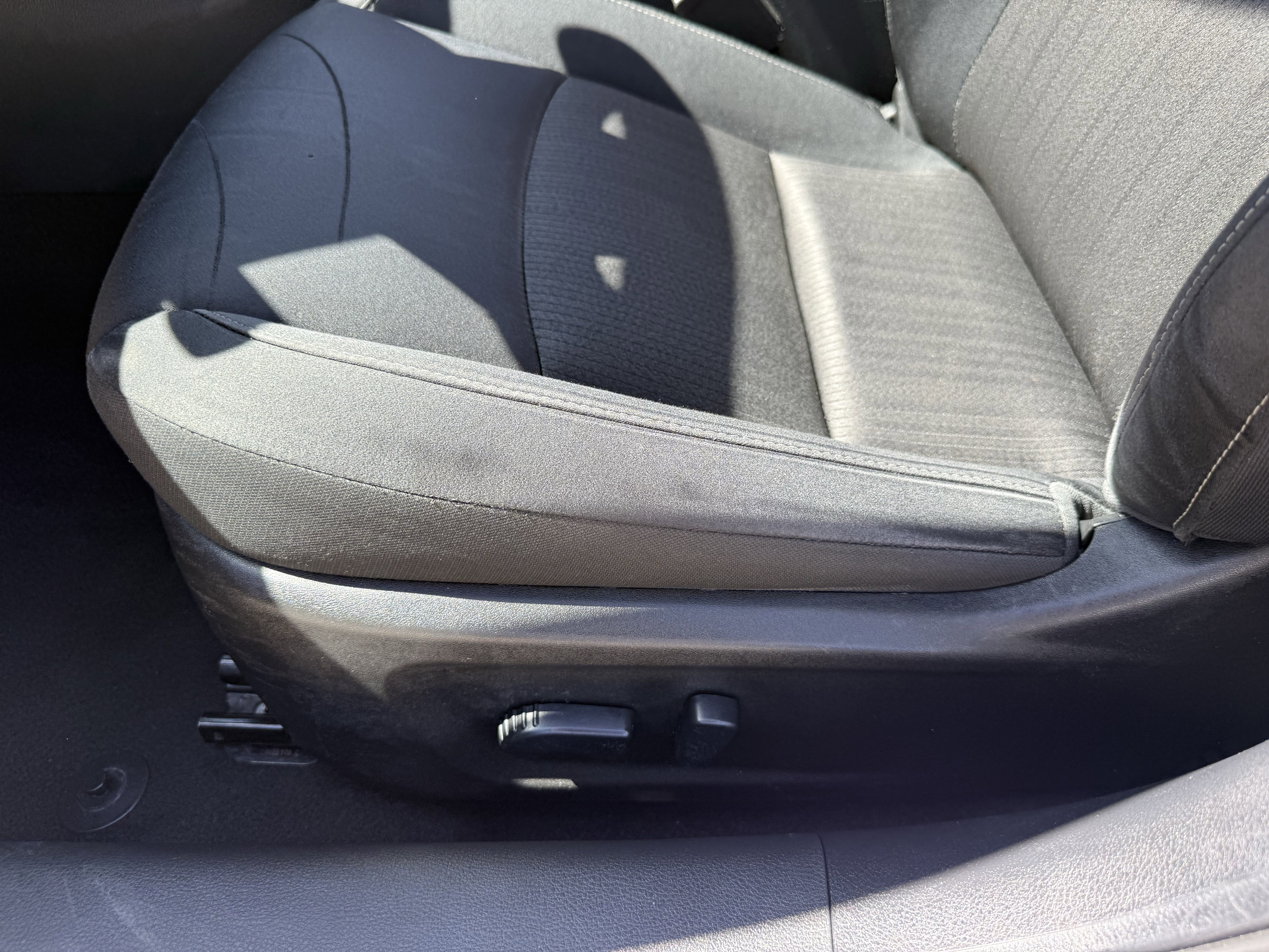 Used 2024 Nissan Altima 2.5 SV image 28