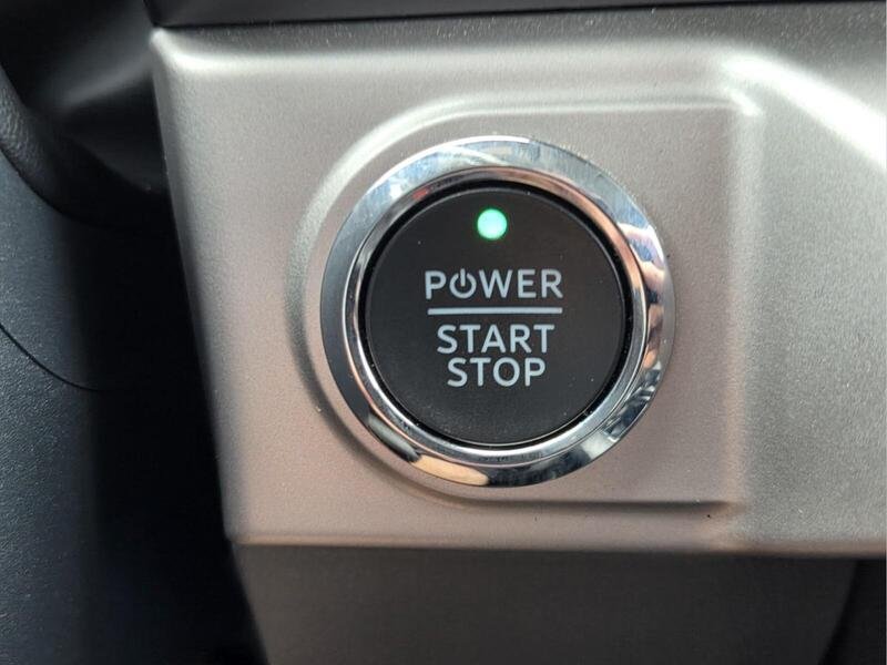 Used 2023 Ford F150 Lightning XLT AWD/4WD image 29