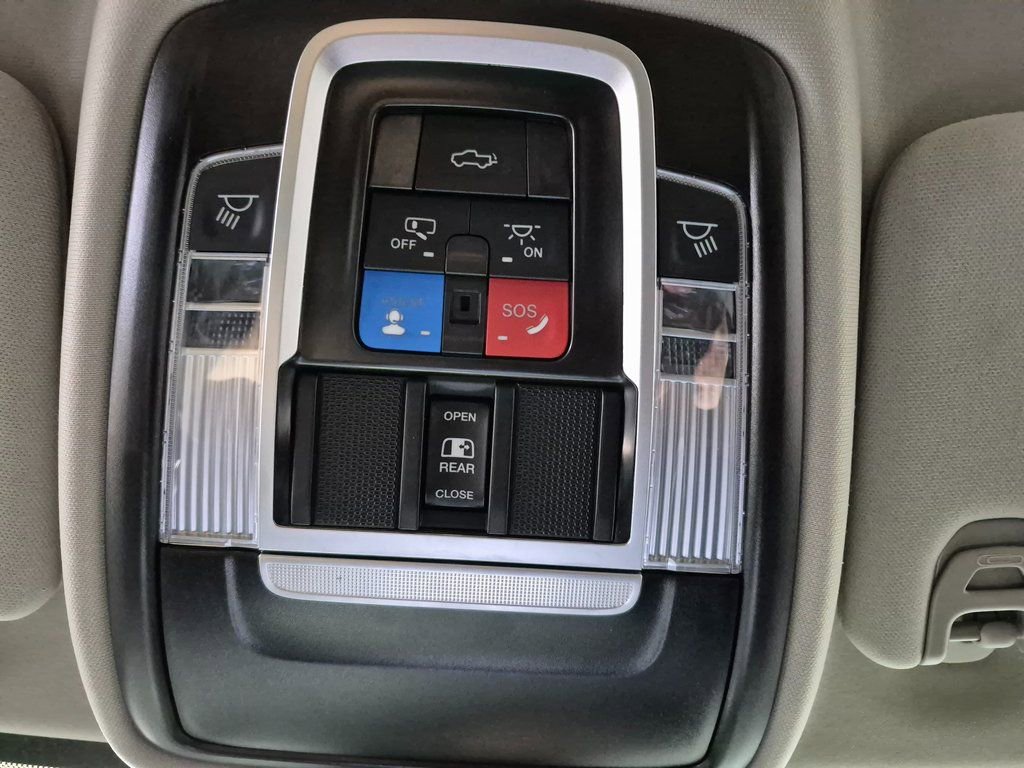 Used 2024 RAM 2500 Laramie image 21