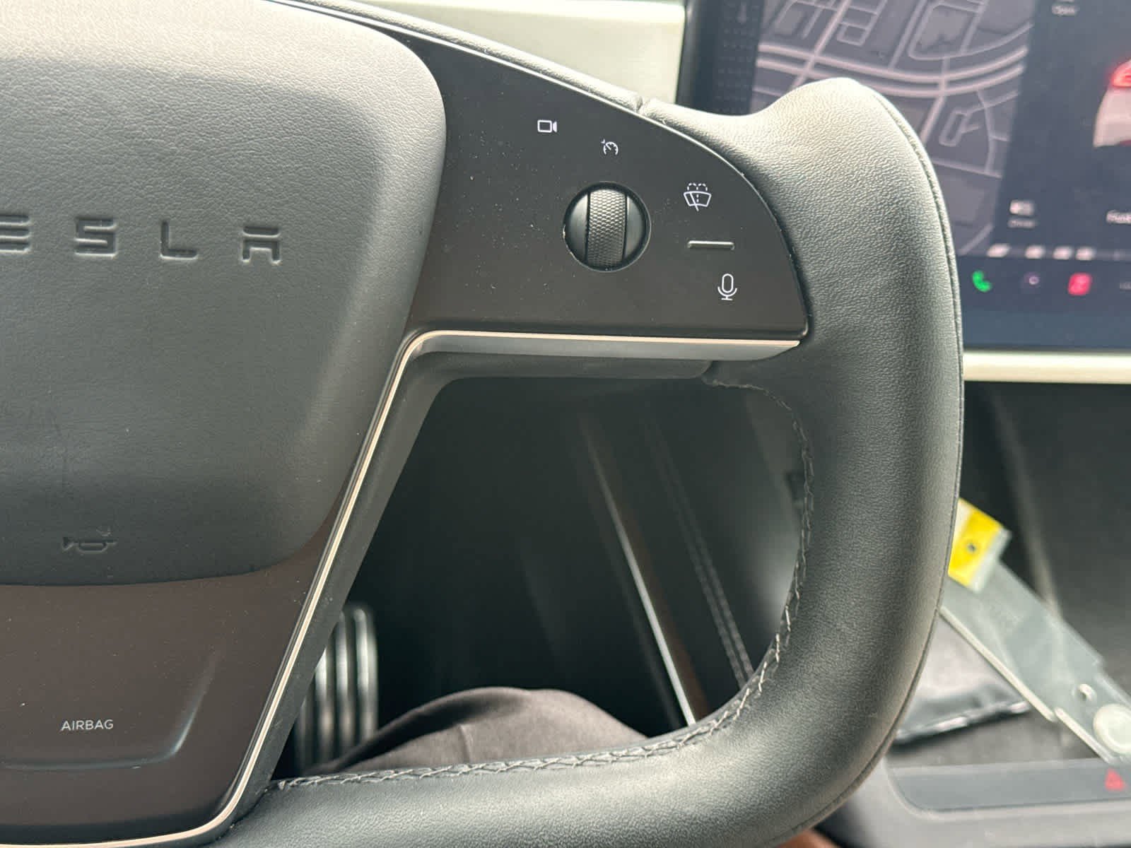 Used 2023 Tesla Model X image 28