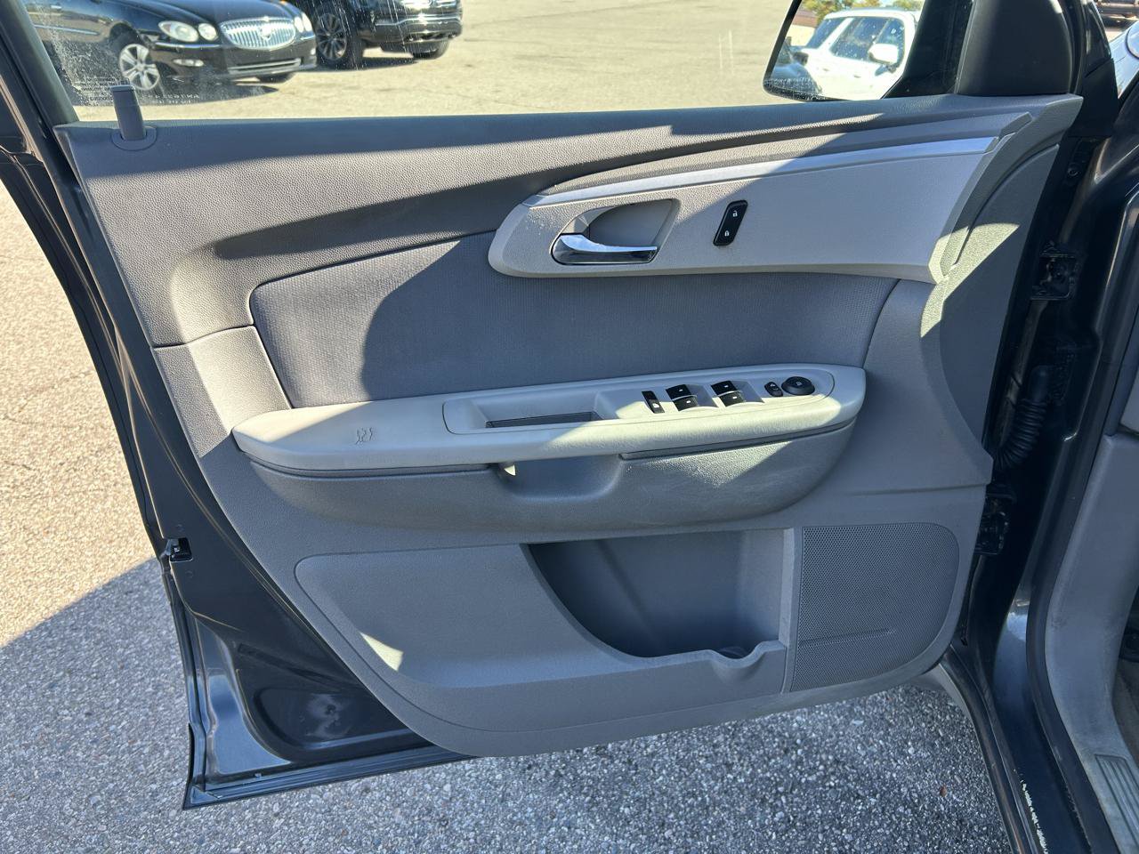 Used 2012 Chevrolet Traverse LS AWD/4WD image 15
