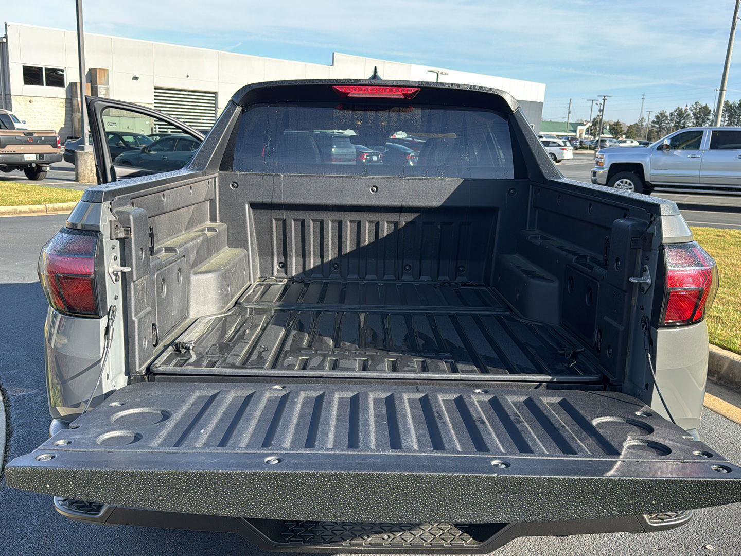 Used 2023 Hyundai Santa Cruz SEL w/ Cargo Package image 28