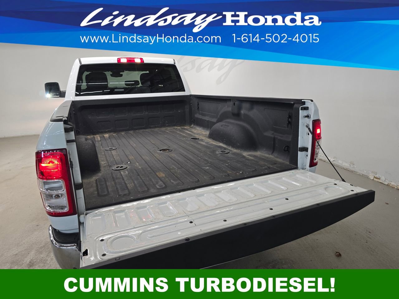 Used 2024 RAM 3500 Big Horn AWD/4WD image 9