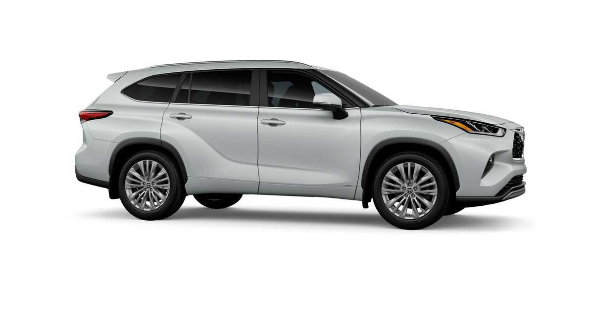 New 2026 Toyota Highlander Platinum AWD/4WD image 13