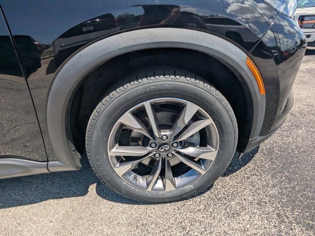 Used 2023 INFINITI QX60 Luxe w/ Vision Package FWD image 12